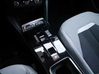 Opel Mokka-e Business Elegance 50-kWh 11kw bl. | SOH 91.6% | Achteruitrijcamera | Navigatie | Apple CarPlay | Android Auto | Climate/Cruise Control | LED koplampen | Lichtmetalen Velgen / 22