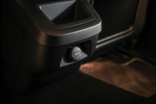 Volvo S60 2.0 B4 R-Design|H&K|Leer|Trekhaak|Carplay|ACC|ECC| / 29