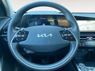 Kia Niro 1.6 GDi Hybrid DynamicLine | Climate control | LM velgen | Elektr. bestuurdersstoel | Dodehoekdetectie | Navigatie | Parkeercamera | Cruise control / 12