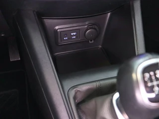 Hyundai ix20 1.4i i-Vision Trekhaak | Cruise control | All-seasonbanden | Hoge instap / 34