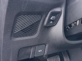 MG MG5 Electric Long Range Comfort 61 kWh SOH 96% | ACHTERUITRIJCAMERA | ADAPTIVE CRUISE CONTROL | STOEL & STUURVERWARMING | MG DEALER ONDERHOUDEN | FABRIEKSGARANTIE T/M 6-2031 | / 20
