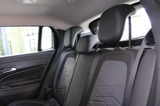 Jeep Avenger 1.2 Longitude  | JBL Audio | Adaptieve cruise | Keyless / 49