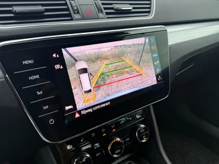 Škoda Superb Combi 1.4 TSI iV Business Edition Camera | PDC | Carplay | Stoelverwarming | / 22