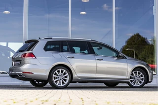 Volkswagen Golf 1.4 TSI Highline Business | DSG  | Virtual | ACC | Carplay / 2