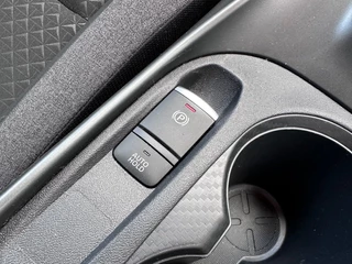 Nissan Juke 1.0 DIG-T N-Connecta '' Camera - Infotainmentsystem - PDC - Clima '' / 30