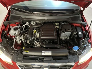 Seat Ibiza 1.0 TSI FR Business Intense Camera Navigatie Climate Control DAB+ / 17