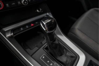 Audi Q3 35 TFSI Pro Line  | E-trekhaak | Stoelver. | LED / 23