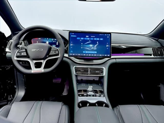 BYD Seal U PHEV DM-I Boost – Efficiënt en slim voor elke rit / 11