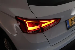 SEAT Arona 1.0 TSI 95pk Style Business Intense Camera Virtual Cockpit ACC Keyless Navigatie Carplay / 37