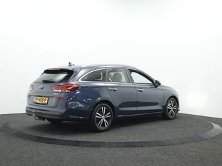 Hyundai i30 Wagon 1.4 T-GDI Premium Trekhaak | Navigatie | Camera | Cruise control / 2