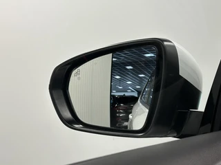 Opel Grandland X 1.2 Turbo Business Executive CAMERA TREKHAAK CARPLAY LM NAVI ECC CRUISE. / 12