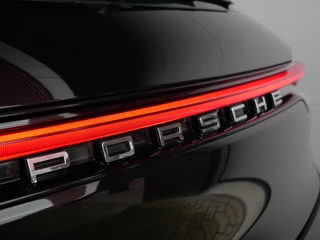 Porsche Macan 2.0 FACELIFT| PANO| TREKHAAK| 21LM| Sport Chrono / 27