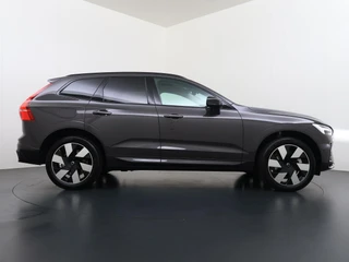 Volvo XC60 Plug-In Hybrid AWD T6 Plus Dark Recharge ADAPT. CRUISE CONTROL | STUUR & STOEL VERWARMING | PANORAMA DAK | 360 GRADEN CAMERA | ELEK. STOELEN MET GEHEUGEN | HARMAN/KARDON AUDIO / 10