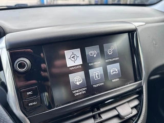 Peugeot 2008 1.2 Puretech Active Goed onderhouden ''Trekhaak - PDC - Infotainment '' / 19