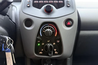 Peugeot 108 1.0 e-VTi Active / 19