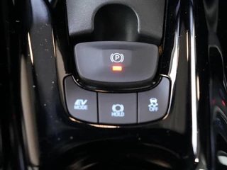 Toyota C-HR 1.8 Hybrid Executive ✅All Season✅Navi✅Dodehoek✅Camera✅Stoelverwarm.✅Keyless✅Cruise✅Clima✅ / 25