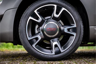 Fiat 500 1.0 Hybrid Cult Cabriolet  Mat Grijs Grigio Opaco / 19