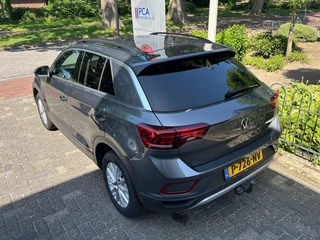 Volkswagen T-Roc 1.0 TSI Life Business  Airco-Ecc/Alu wielen/Mistl./Navigatie / 9