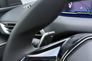 Peugeot 3008 1.2T Active Avantage | Automaat | Navigatie | Climate Control | Camera | Full LED | Keyless Entry & Start | Apple Carplay/Android Auto | 1e Eigenaar / 22