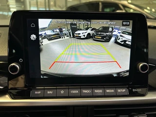 Kia Picanto 1.0 DPI GT-Line Automaat | Apple Carplay / Android Auto | Navigatiesysteem | Stoel + Stuurverwarming | Elektrisch Bedienbaar Schuif / Kanteldak | Parkeersensoren + Camera Achter | Cruise Control | Dodehoekdetectie + Correctie | Lichtsensor | 16"Lichtmetalen Velgen / 24