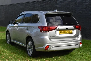 Mitsubishi Outlander 2.4 PHEV Diamand Edition LEDER VOL! 360º/PANORAMADAK/CAMERA/ACC/ETC,! / 4