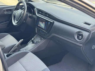 Toyota Auris 1.8 Hybrid Dynamic Ultimate NAVI CRUISECONTROL STOELVERWARMING / 6