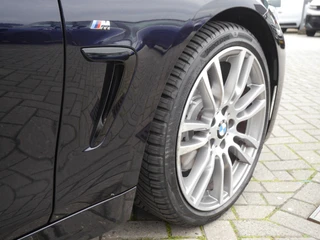 BMW 4-serie Gran Coupé 428i High Executive M Pakket | Licht interieur |  Elektrische achterklep | Elektrisch verst.bare best.stoel | Stoelverwarming | Navigatie | Climate control | 18inch velgen / 5