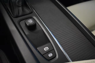 Volvo V60 2.0 T4 | Leder | Carplay | Trekhaak | Climate Control | / 20