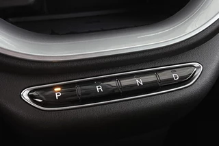 Fiat 500 C Icon 42 kWh Stoelverwarming 17'' Diamantfinish Velgen Cruise control / 26