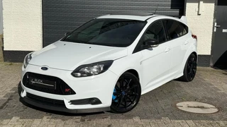 Ford Focus 2.0 EcoBoost ST-3 2.0| Recaro | Schuifdak | RS | Bull-X | Nieuwe Turbo / 23