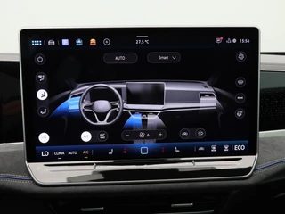 Volkswagen Passat Variant 1.5 eHybrid 272 Pk R-Line | Black Style | Stoel/Stuurverwarming | Panoramadak | 360 Camera | Head Up | Memory | Trekhaak | 19 Inch | 155 Km !! / 34