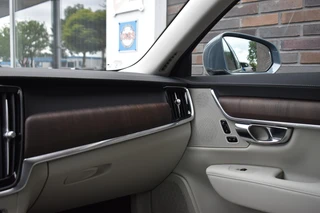 Volvo S90 2.0 T8 AWD Inscription / 26
