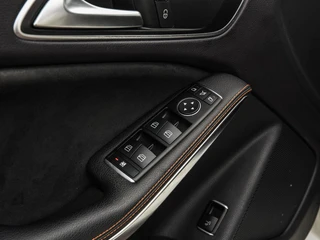 Mercedes-Benz CLA-klasse Shooting Brake 200 OrangeArt AMG Night Edition 156 PK | Panoramadak | Bi-xenon | Camera | Stoelverwarming | Navigatie | 18" / 32