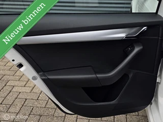 Skoda Octavia Combi 1.0 TSI Greentech Ambition Business / 23
