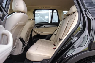 BMW X3 xDrive30e High Executive | 1e eigenaar | Dealer onderhouden | HiFi audio | LED adaptief | Trekhaak elektrisch | Stoelverwarming | DAB | Cruise control | Grootlichtassistent / 18