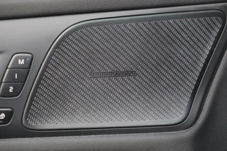 Volvo V60 T6 Recharge AWD R-Design / 32