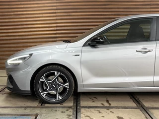 Hyundai I30 N-Line 1.0 T-GDi 120PK MHEV | Digital Dash | Sport Pack | Comfort Pack | Lane Assist | Drive Select | Camera | NAVI | / 44