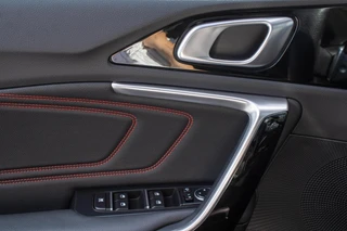 Kia ProCeed 1.6 T-GDi GT|Stoel+Stuurverwarming|JBL Audio|Camera| / 15