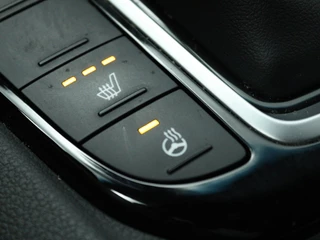 Hyundai IONIQ 1.6 GDi PHEV Comfort Carplay navigatie | Trekhaak | Camera | S / 31