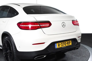 Mercedes-Benz GLC Coupé 250 4MATIC 211 PK Premium AMG Line  | S/K-Panodak | Cruise | Stoelverw. | PDC | Camera | App. Connect | ECC | LM 21" | / 46