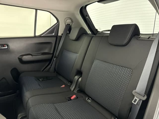 Suzuki Ignis 1.2 Smart Hybrid Style Navigatie | Cruise Control | Climate Control / 19