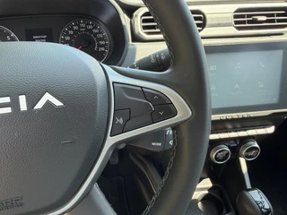 Dacia Duster 1.3 TCe 150 Extreme | Automaat | Keyless | Camera | CarPlay |Cruise | / 12