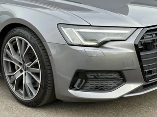 Audi A6 Avant V6 55 TFSI 340pk quattro S-line Panoramadak | Trekhaak | 20 inch | Zwart optiek | Camera | Incl. 1 jaar Bovag garantie / 32