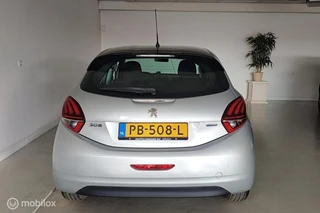 Peugeot 208 1.2 Active / 5