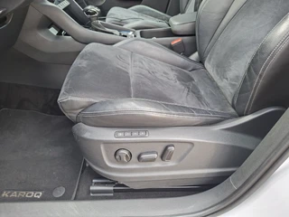Škoda Karoq 1.5 TSI ACT Style Pano 360° Carplay Trekhaak Business Sportline / 6