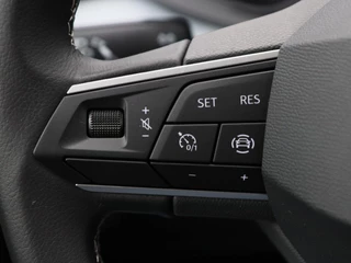 SEAT Ibiza 1.0 EcoTSI Style Plus | Cruise Control | Airco | Parkeersensoren |  CarPlay | 15 inch | 1.885 Km !! / 20