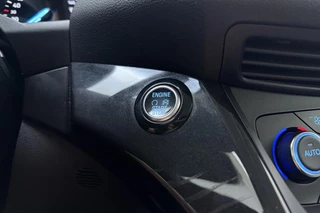 Ford Kuga 1.5 EcoBoost Titanium | Trekhaak | Achteruitrijcamera | Airco | Navigatie | Elektrische achterklep | Cruise control | Start/Stop bediening | Climate control | Parkeersensoren | Lederen/stof interieur | Stuurbediening / 27