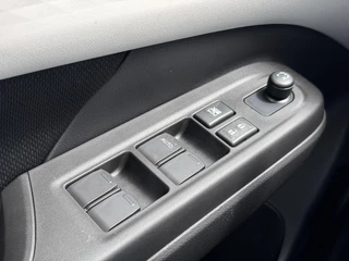 Suzuki Swift Select 1.2 Smart Hybrid 82PK / 17