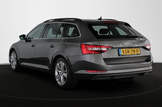 Škoda Superb Combi 1.4 TSI iV Ambition / 5