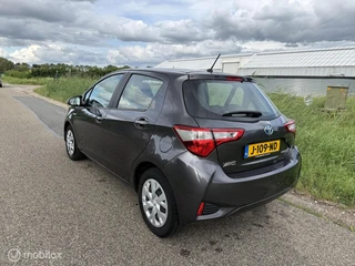 Toyota Yaris 1.5 Hybrid Dynamic / Invalide Auto / Cam / Navi / 2